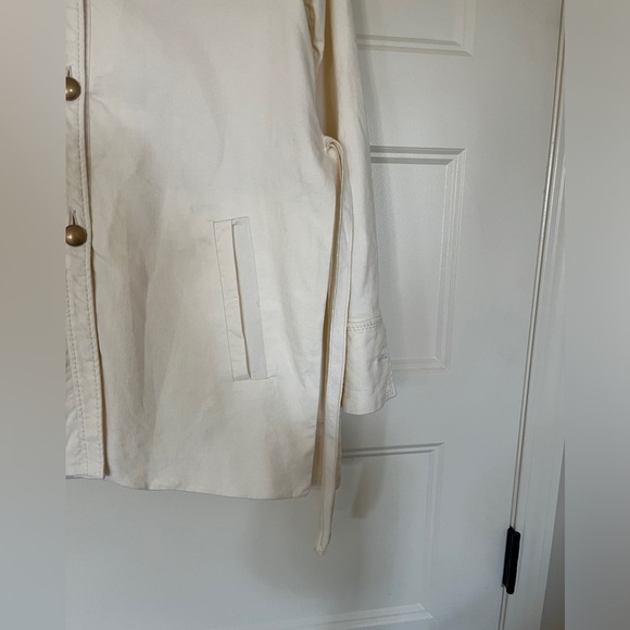 DOROTHEE SCHUMACHER
Urban Spirit Off White Linen & Cotton Jacket Overshirt - Picture 8 of 14